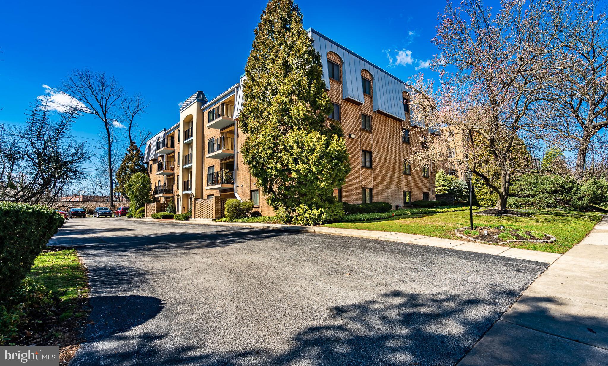 260 Montgomery Avenue, Unit 202, Haverford, PA 19041 Compass