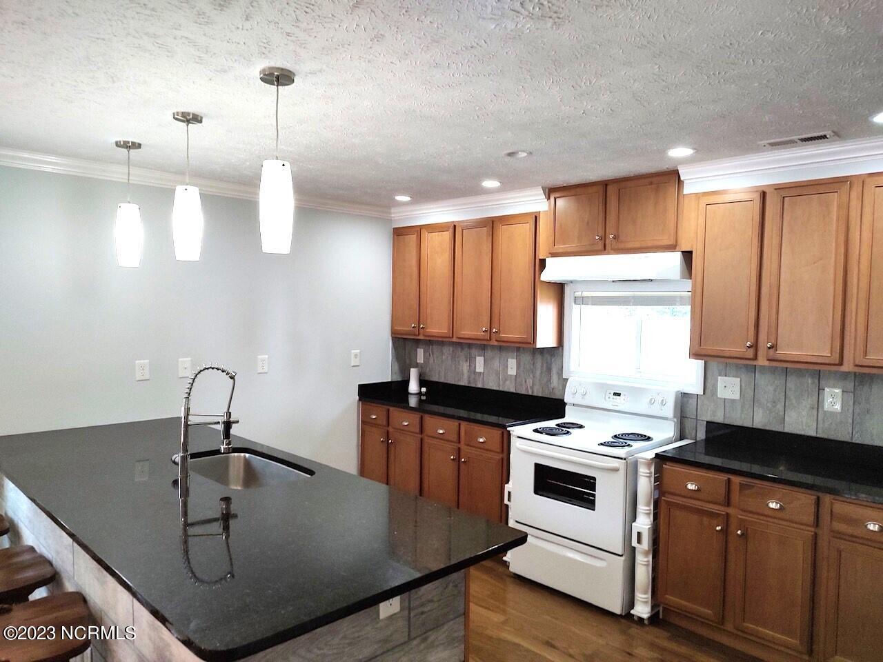 3088 Shell Point Road Southwest Shallotte, NC 28470 - Photo 10 of 27 10