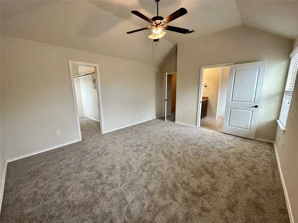 $2,100 | 8622 Sweet Pasture Drive, Tomball, TX 77375