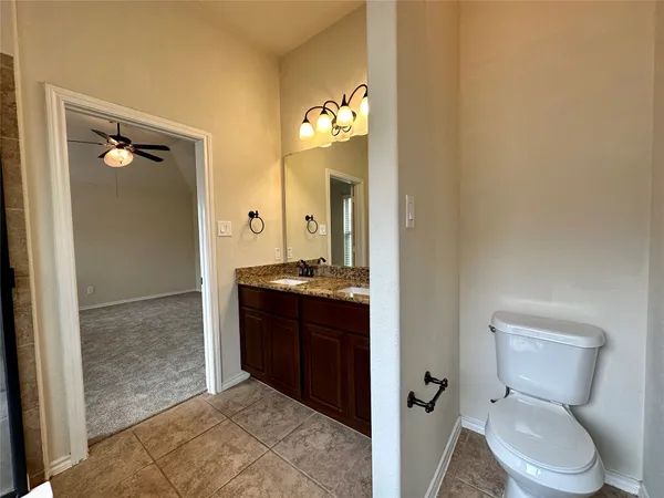 $2,100 | 8622 Sweet Pasture Drive, Tomball, TX 77375