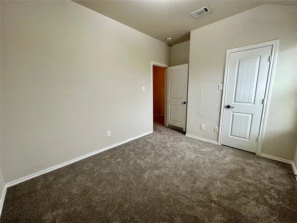 $2,100 | 8622 Sweet Pasture Drive, Tomball, TX 77375