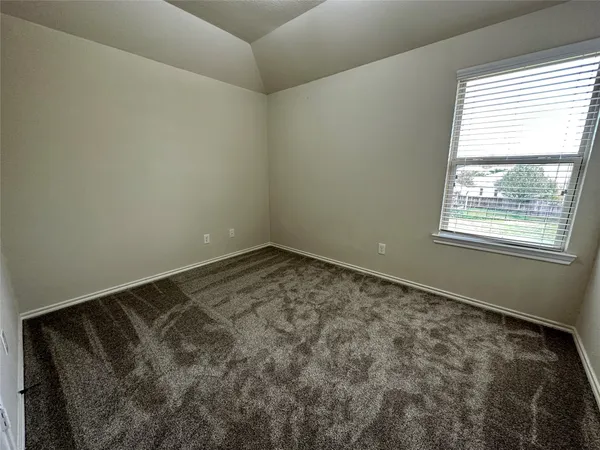 $2,100 | 8622 Sweet Pasture Drive, Tomball, TX 77375