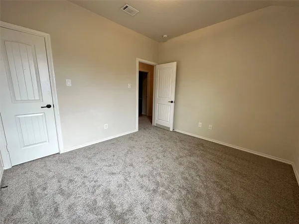 $2,100 | 8622 Sweet Pasture Drive, Tomball, TX 77375