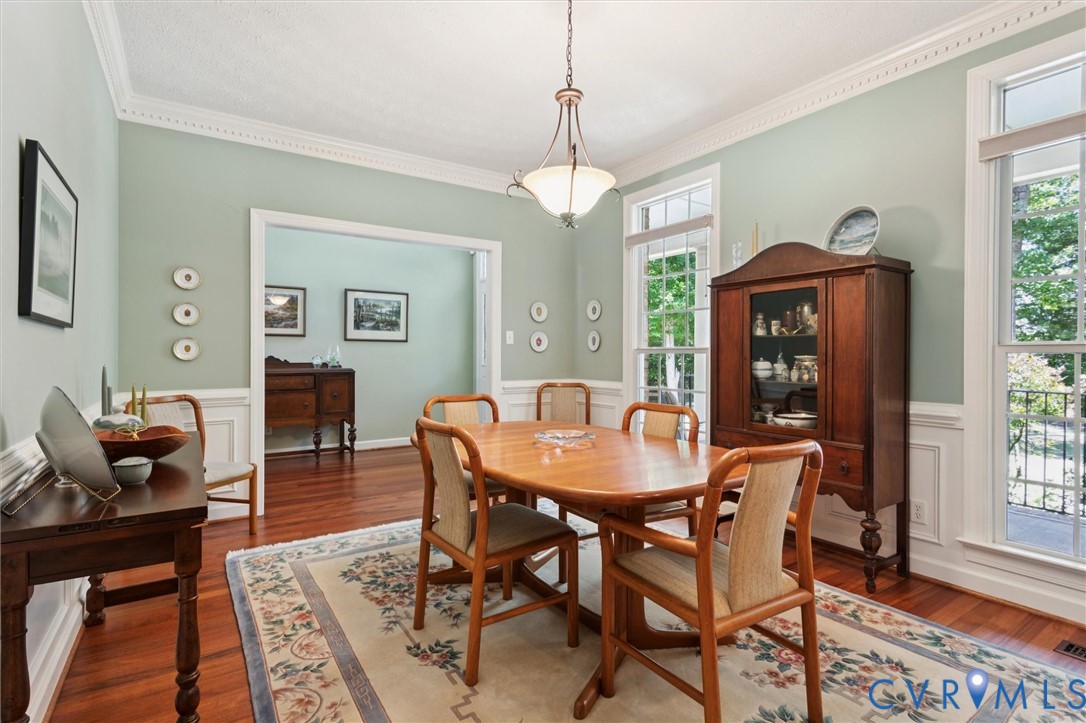 720 Arlington Island Road Lanexa, VA 23089 - Photo 16 of 50 Dining space featuring dark wood-style flooring, w