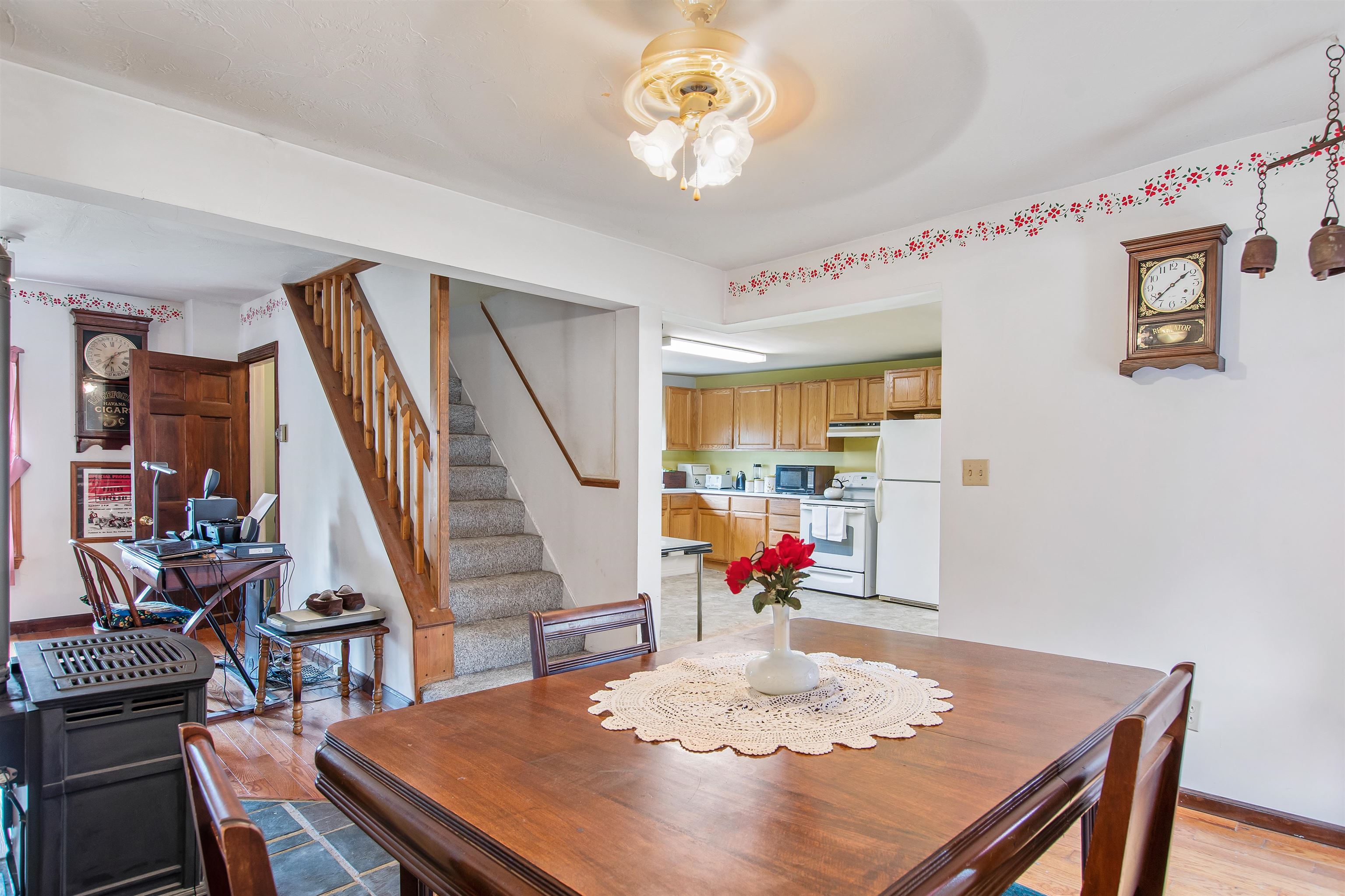 17 Ethan Allen Drive Canaan, VT 05903 - Photo 8 of 40