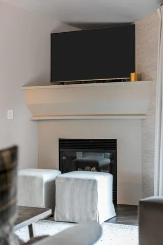 $230,000 | 3333 North Casaloma Drive, Unit 9, Appleton, WI 54913