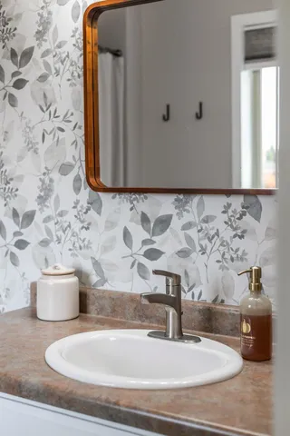 $230,000 | 3333 North Casaloma Drive, Unit 9, Appleton, WI 54913