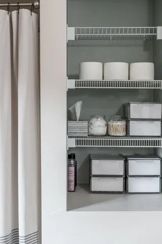 $230,000 | 3333 North Casaloma Drive, Unit 9, Appleton, WI 54913