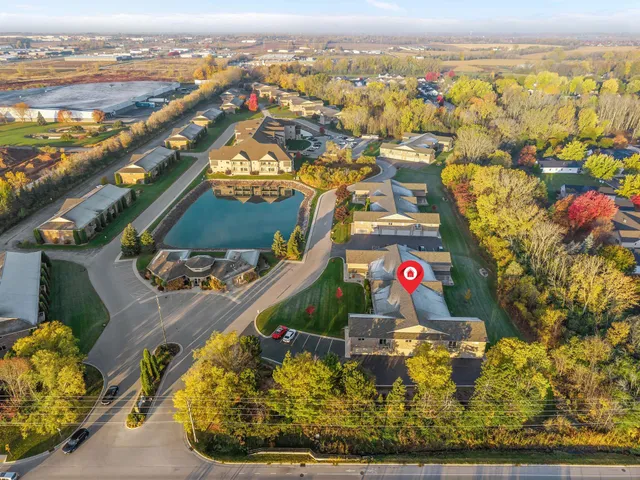 $230,000 | 3333 North Casaloma Drive, Unit 9, Appleton, WI 54913