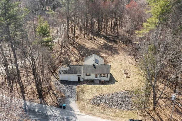 $455,000 | 511 East County Road, Rutland, MA 01543