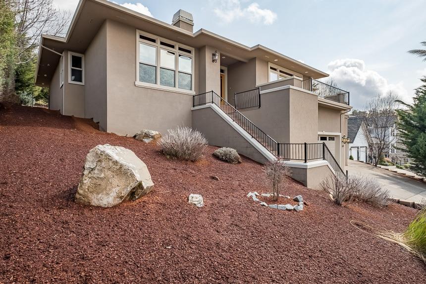 4458 Innsbruck Ridge Medford, OR 97504 - Photo 2 of 34 Additional Photo