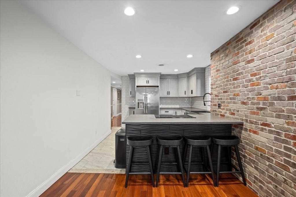 40 Elm Street, Unit 1 Worcester, MA 01609 - Photo 11 of 35