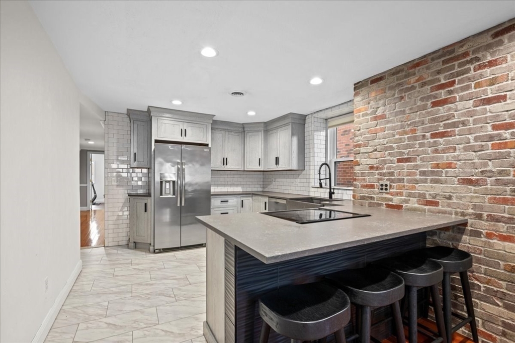 40 Elm Street, Unit 1 Worcester, MA 01609 - Photo 12 of 35