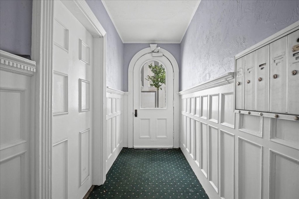 40 Elm Street, Unit 1 Worcester, MA 01609 - Photo 4 of 35