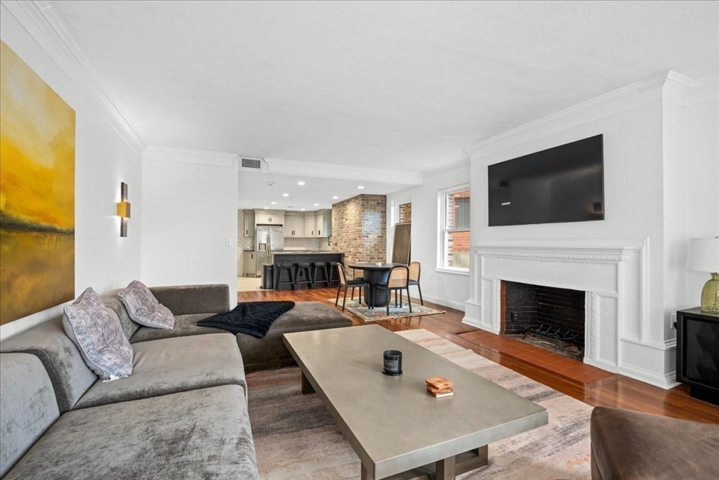 40 Elm Street, Unit 1 Worcester, MA 01609 - Photo 9 of 35