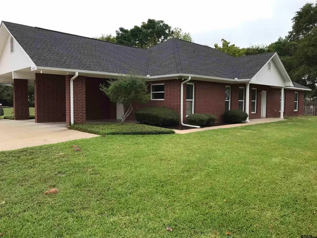 $1,195 | 19044 FM 2493, Flint, TX 75762