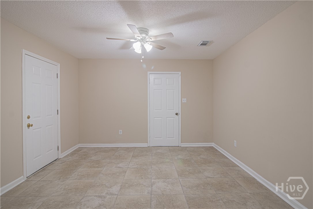 7116 Skidaway Road Savannah, GA 31406 - Photo 12 of 27