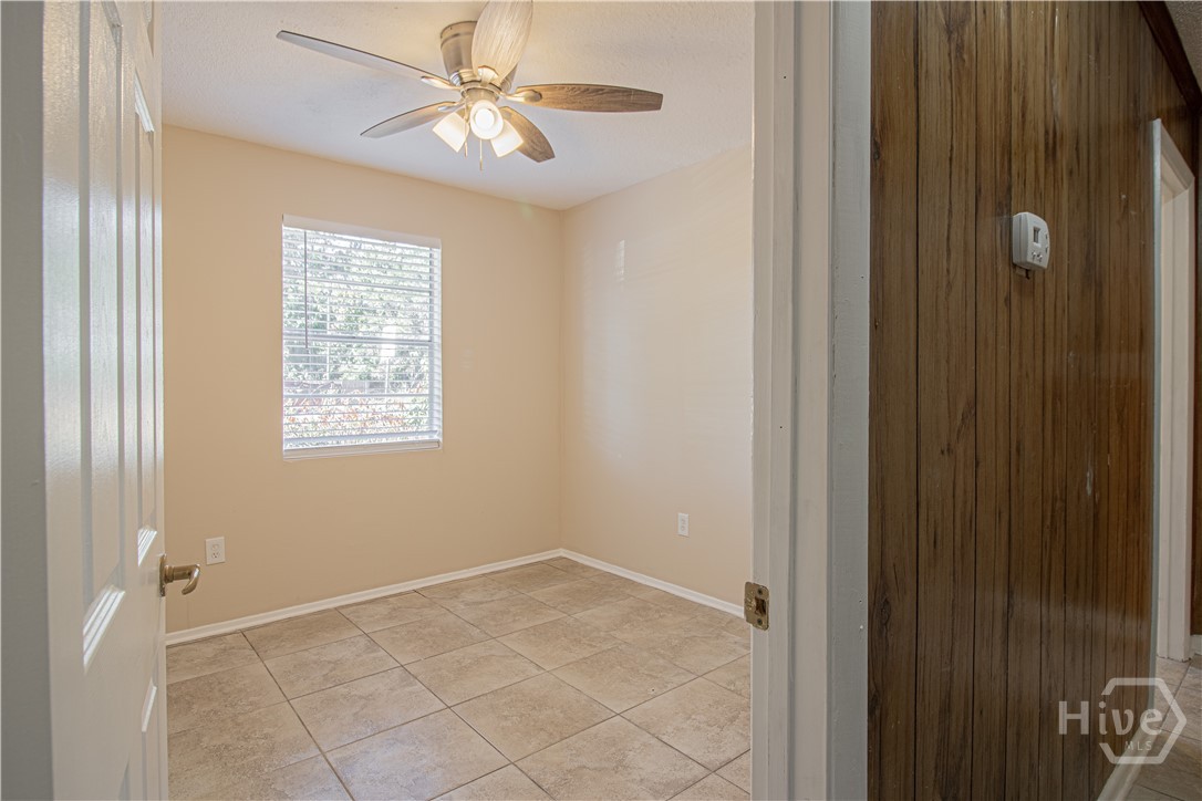7116 Skidaway Road Savannah, GA 31406 - Photo 13 of 27