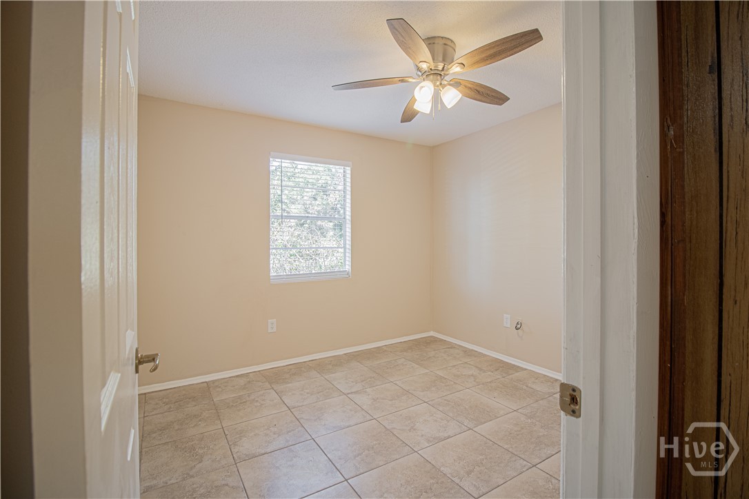 7116 Skidaway Road Savannah, GA 31406 - Photo 18 of 27