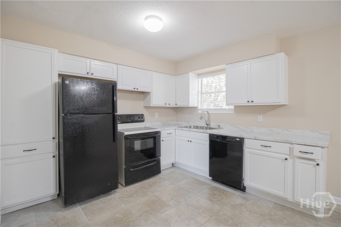 7116 Skidaway Road Savannah, GA 31406 - Photo 7 of 27