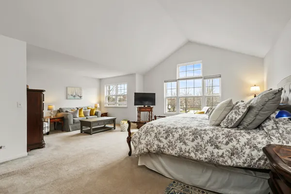 $5,000 | 2311 Hazeltime Drive, Vernon Hills, IL 60061