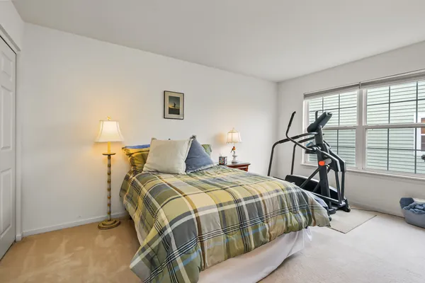 $5,000 | 2311 Hazeltime Drive, Vernon Hills, IL 60061