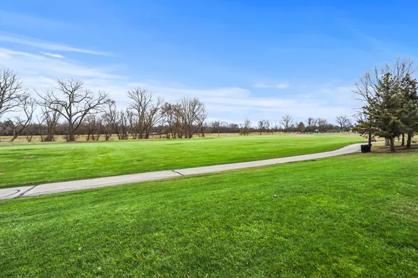 $5,000 | 2311 Hazeltime Drive, Vernon Hills, IL 60061