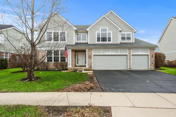 $5,000 | 2311 Hazeltime Drive, Vernon Hills, IL 60061