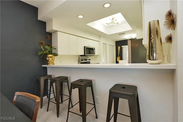 $246,000 | 14520 Hickory Hill Court, Unit 813, Fort Myers, FL 33912