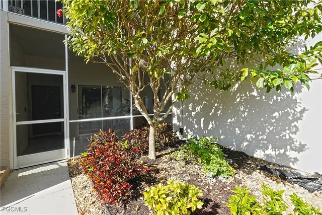 $246,000 | 14520 Hickory Hill Court, Unit 813, Fort Myers, FL 33912