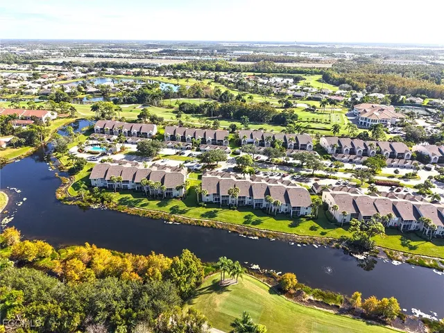 $246,000 | 14520 Hickory Hill Court, Unit 813, Fort Myers, FL 33912