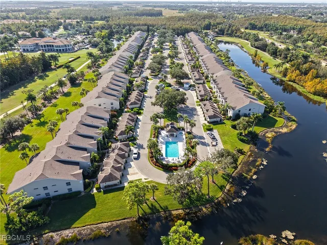 $246,000 | 14520 Hickory Hill Court, Unit 813, Fort Myers, FL 33912