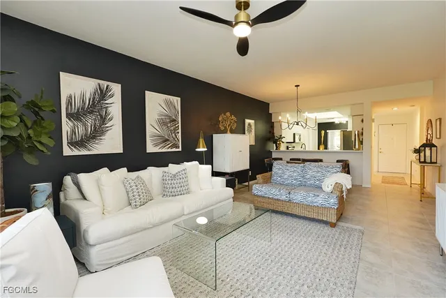 $246,000 | 14520 Hickory Hill Court, Unit 813, Fort Myers, FL 33912