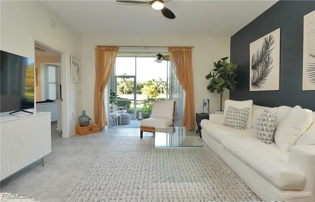 $246,000 | 14520 Hickory Hill Court, Unit 813, Fort Myers, FL 33912