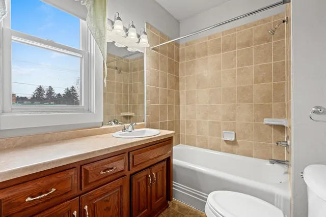 $254,900 | 163 Summit Street, Pulaski, WI 54162