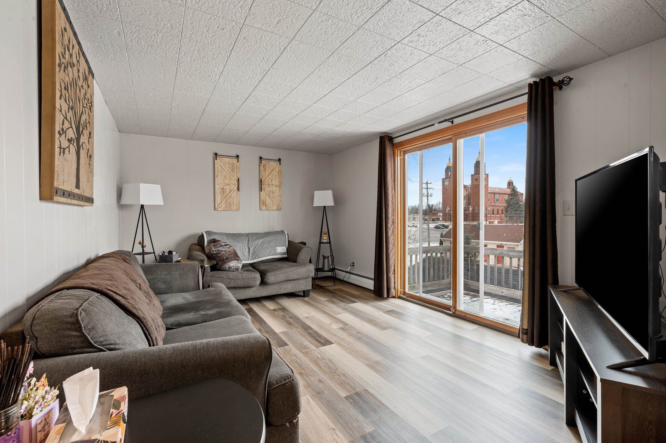 163 Summit Street Pulaski, WI 54162 - Photo 25 of 41