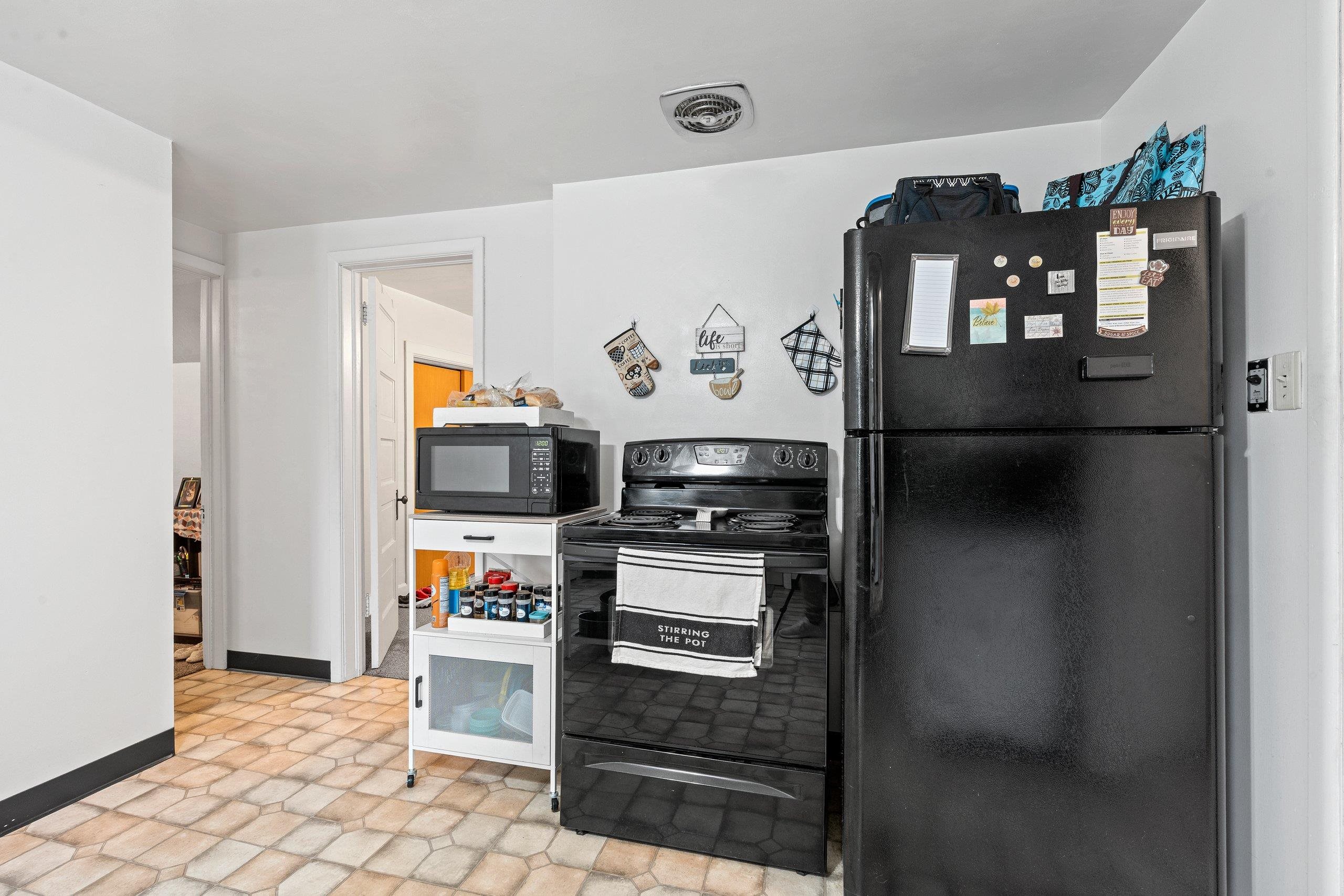 163 Summit Street Pulaski, WI 54162 - Photo 28 of 41