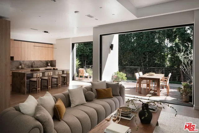 $5,295,000 | 10326 Keswick Avenue, Los Angeles, CA 90064