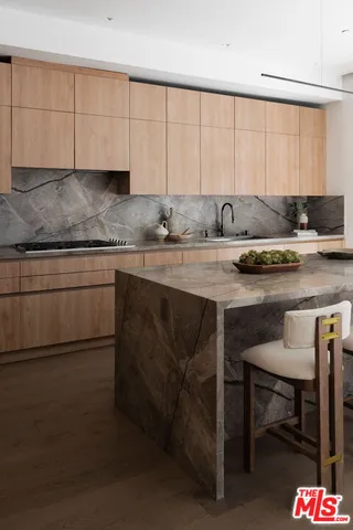 $5,295,000 | 10326 Keswick Avenue, Los Angeles, CA 90064