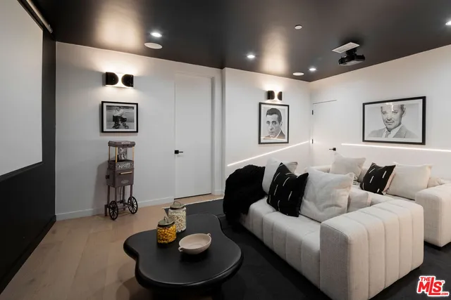 $5,295,000 | 10326 Keswick Avenue, Los Angeles, CA 90064