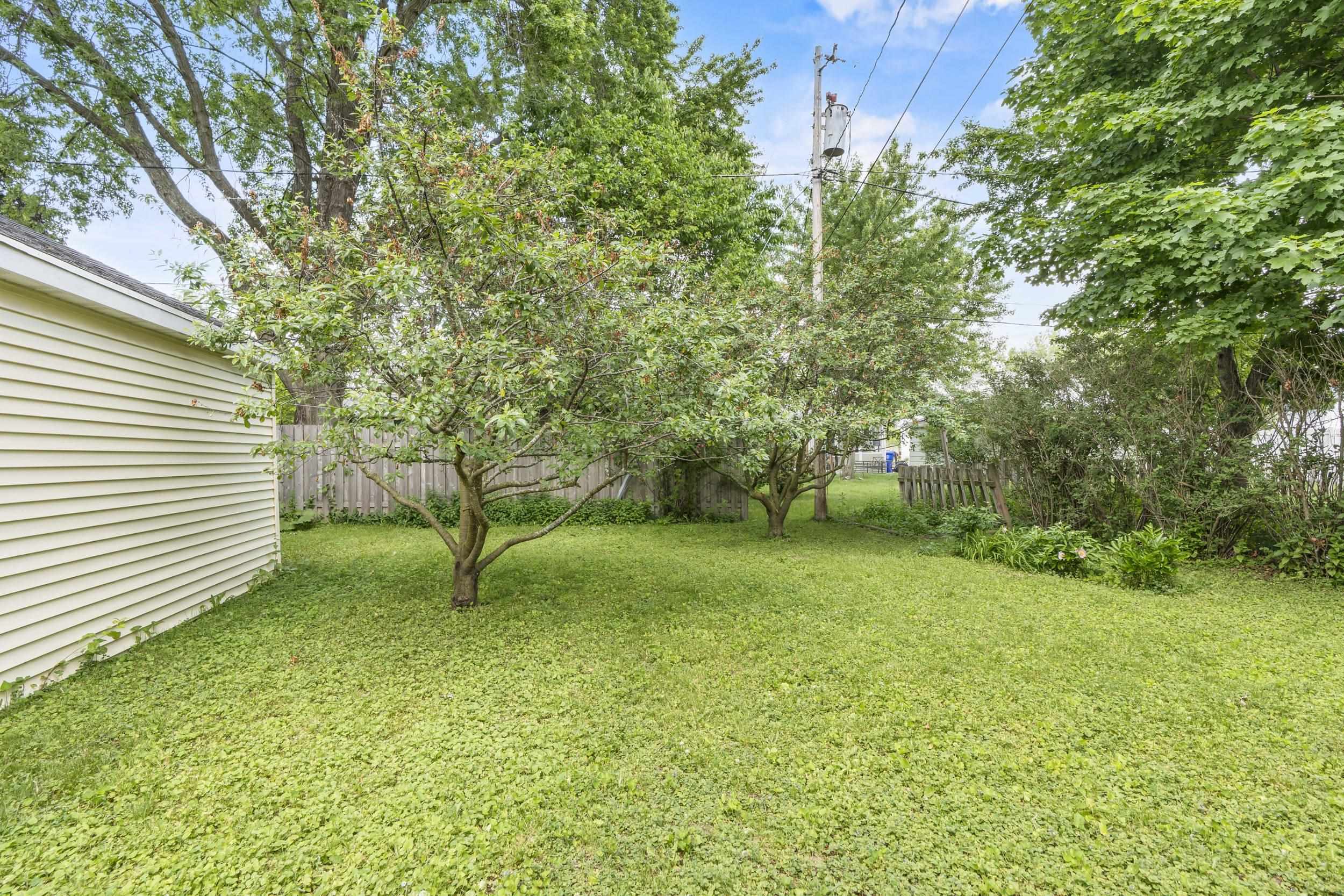1136 West Roberts Avenue Appleton, WI 54914 - Photo 46 of 58