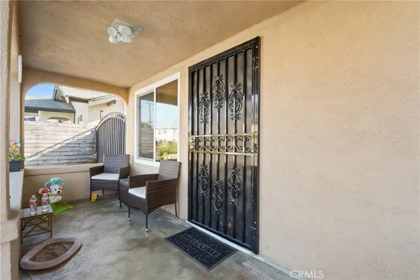 $749,900 | 9424 Los Angeles Street, Bellflower, CA 90706