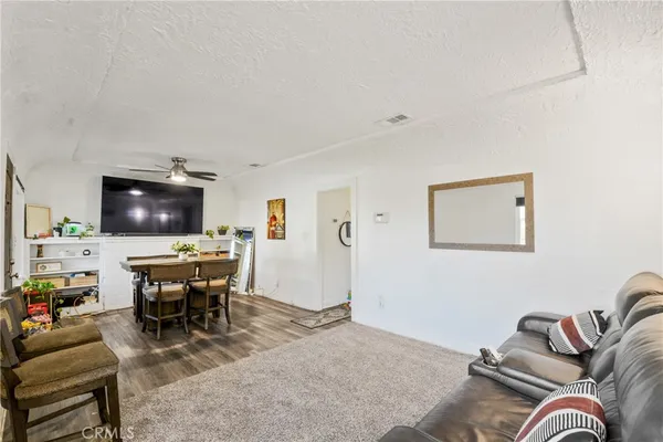 $749,900 | 9424 Los Angeles Street, Bellflower, CA 90706