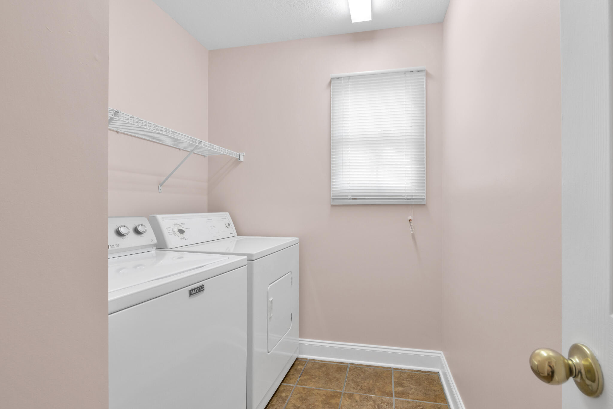 2240 Launcelot Road Chattanooga, TN 37421 - Photo 11 of 31 4T1A8784
