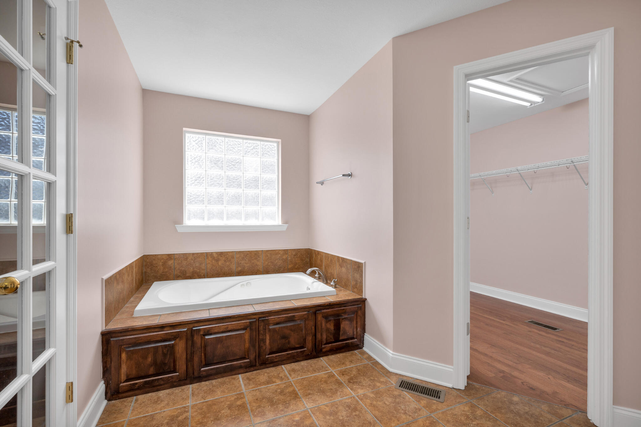 2240 Launcelot Road Chattanooga, TN 37421 - Photo 18 of 31 4T1A8749