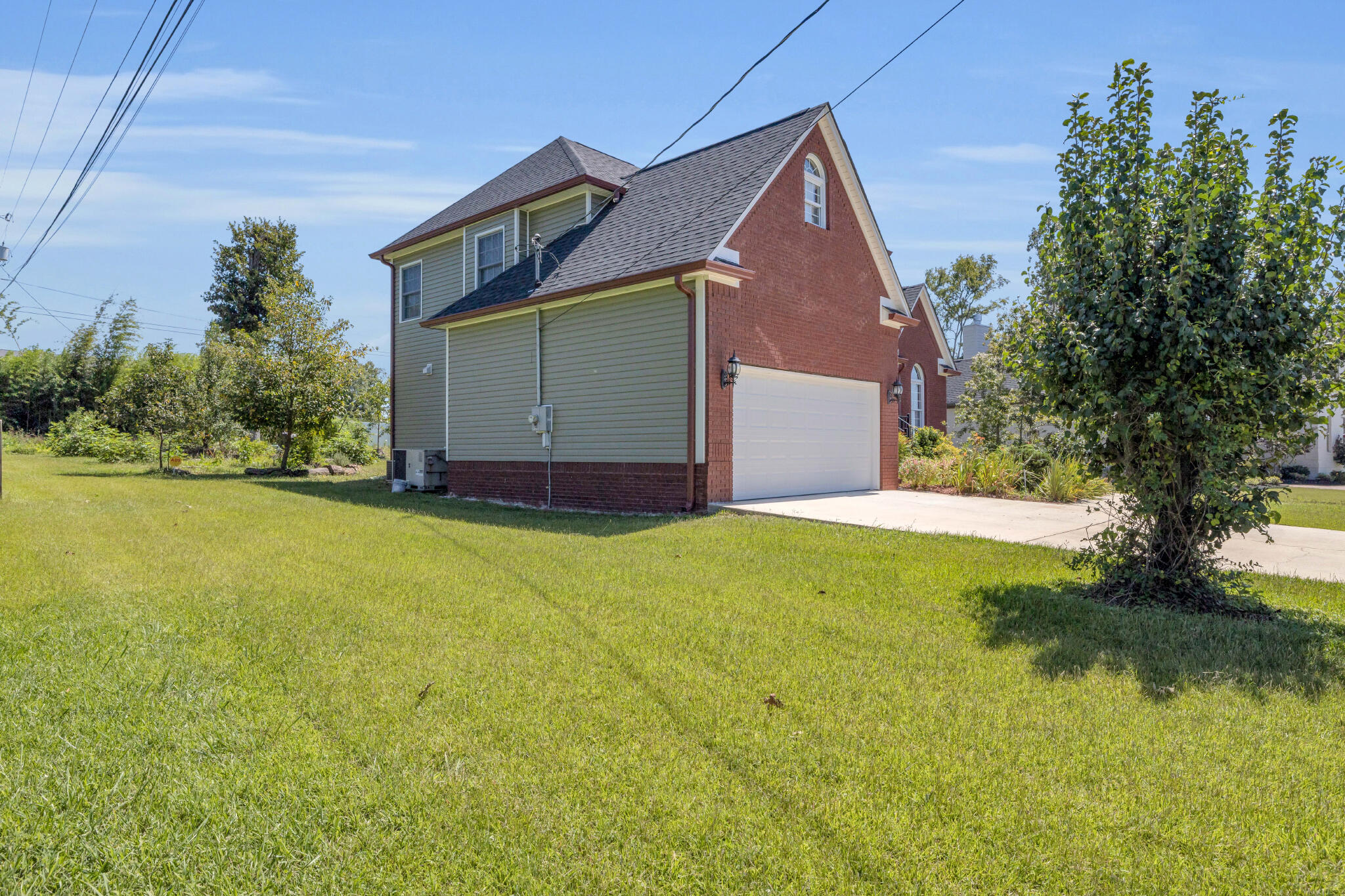 2240 Launcelot Road Chattanooga, TN 37421 - Photo 31 of 31 4T1A8854