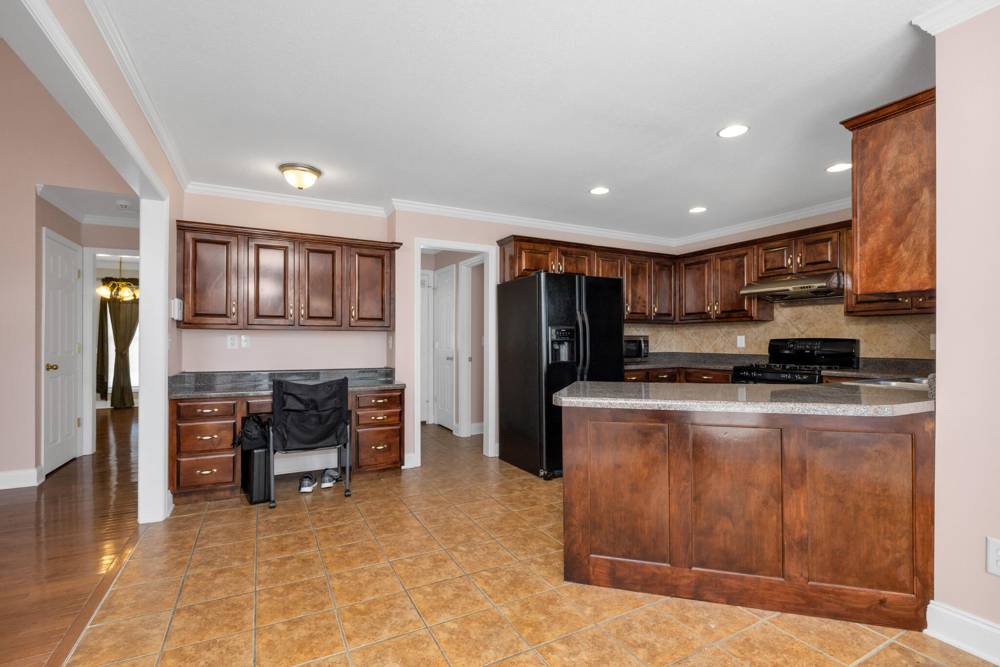 2240 Launcelot Road Chattanooga, TN 37421 - Photo 8 of 31 4T1A8764