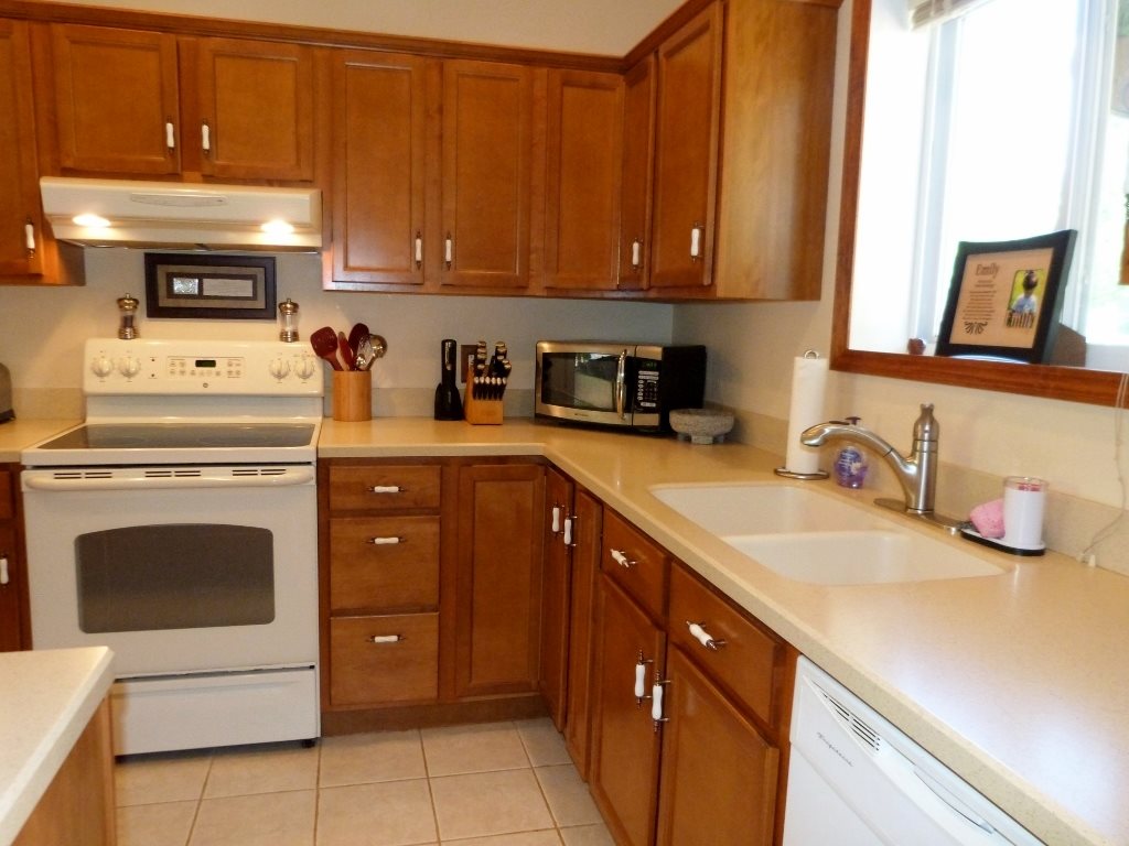 5560 River Road Benzonia, MI 49616 - Photo 7 of 34 1800485-6.JPG