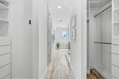 $1,450,000 | 300 Delmar Terrace South, St. Petersburg, FL 33701
