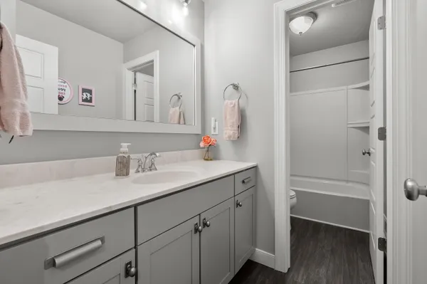 $715,000 | 5944 Gavin Lane, Kalamazoo, MI 49009